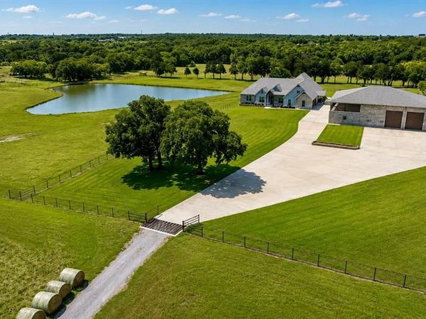 790 Bones Chapel Road, Whitesboro, TX 76273