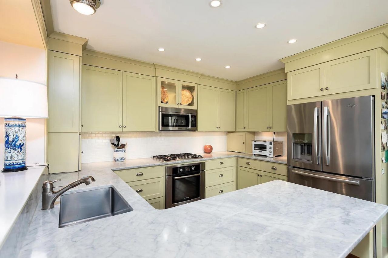 32 Jamestown Road Photo 9