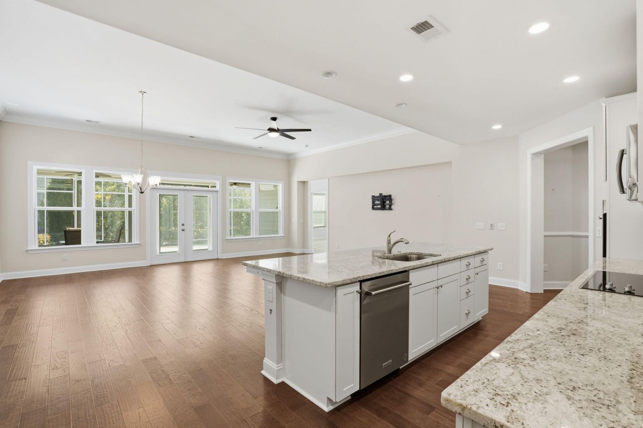 3033 Aura Lane Photo 14