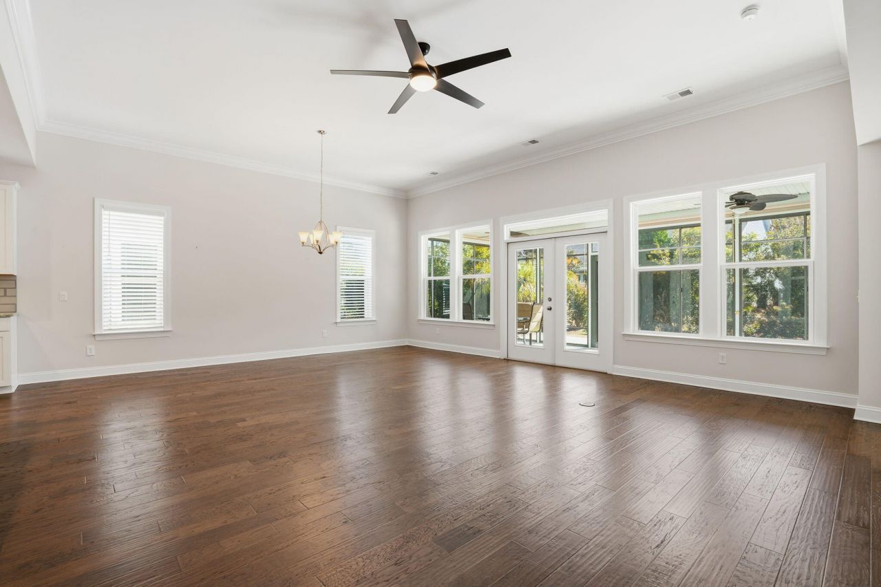 3033 Aura Lane Photo 15