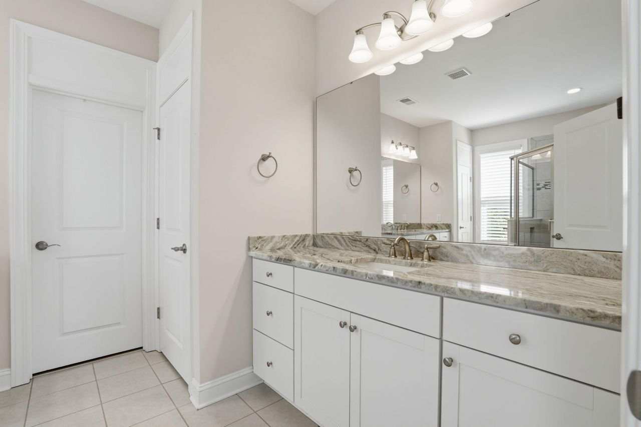 3033 Aura Lane Photo 23