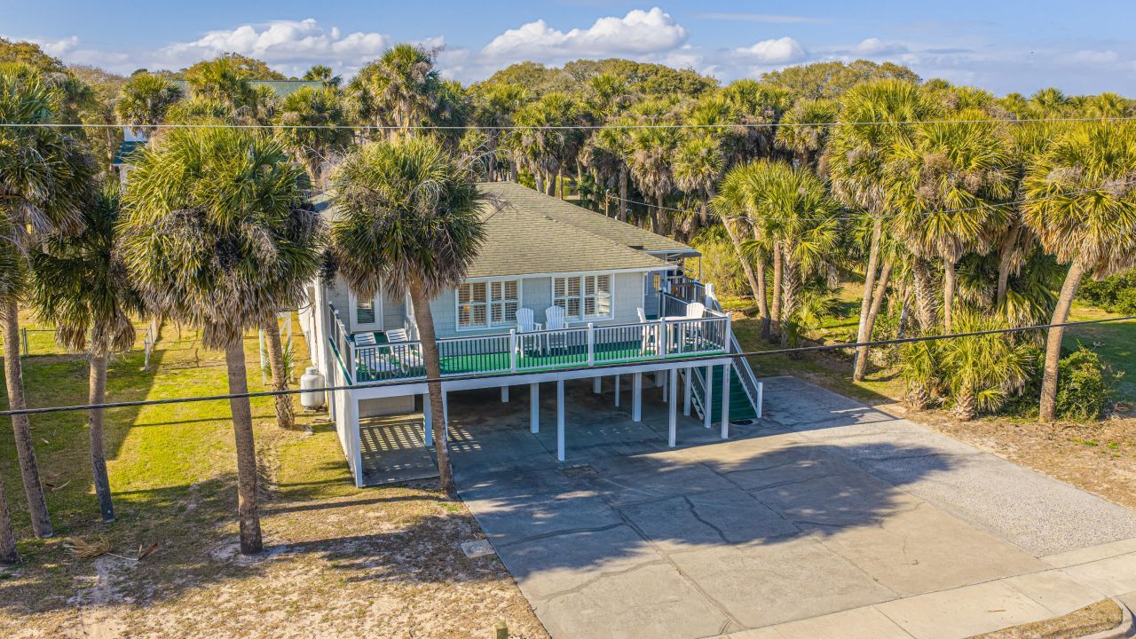 613 Palmetto Boulevard Edisto Beach, SC 29438