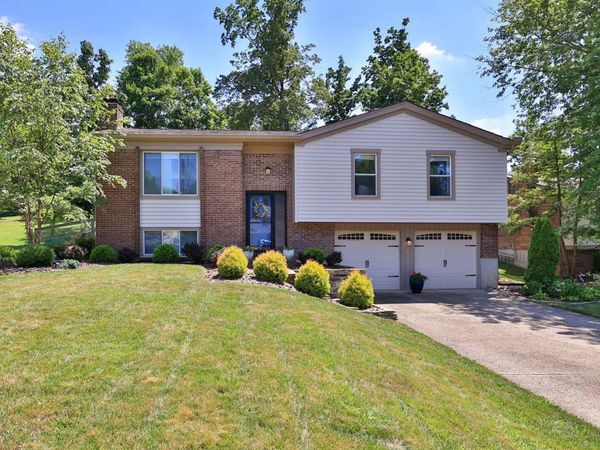 2807 Surfside Drive, Villa Hills, KY 41017