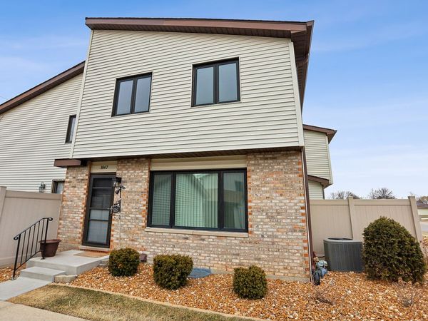 1067 Southgate Road, New Lenox, IL 60451