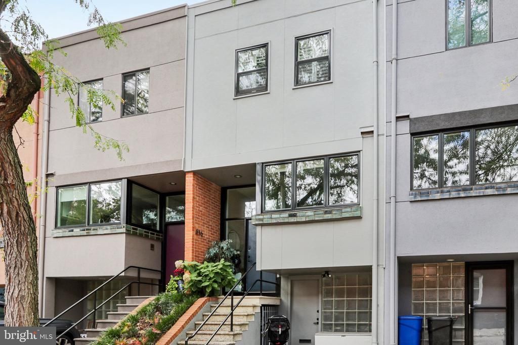 816 N Newkirk Street, Philadelphia, PA 19130 Main Photo