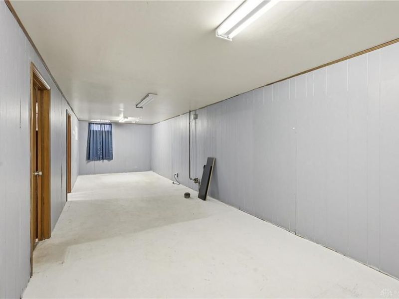 254 Amsterdam Drive, Xenia, OH 45385 Photo 23