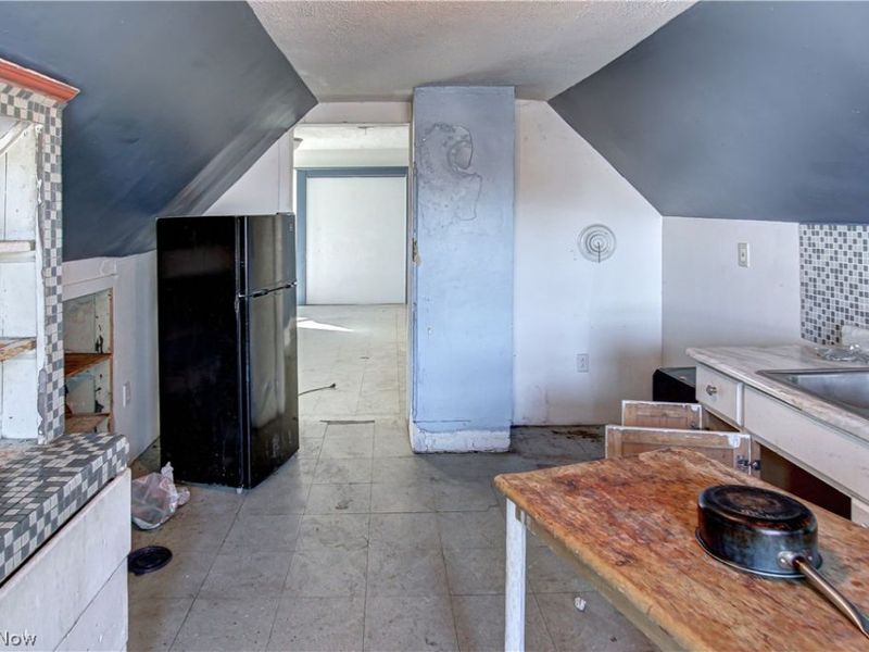 7700 Denison Avenue , Cleveland, OH 44102 Photo 20