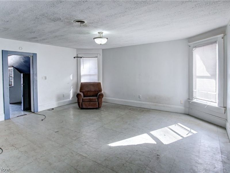 7700 Denison Avenue , Cleveland, OH 44102 Photo 21