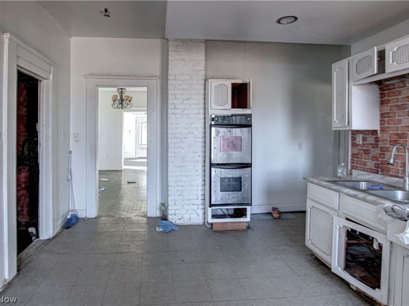 7700 Denison Avenue , Cleveland, OH 44102 Photo 4