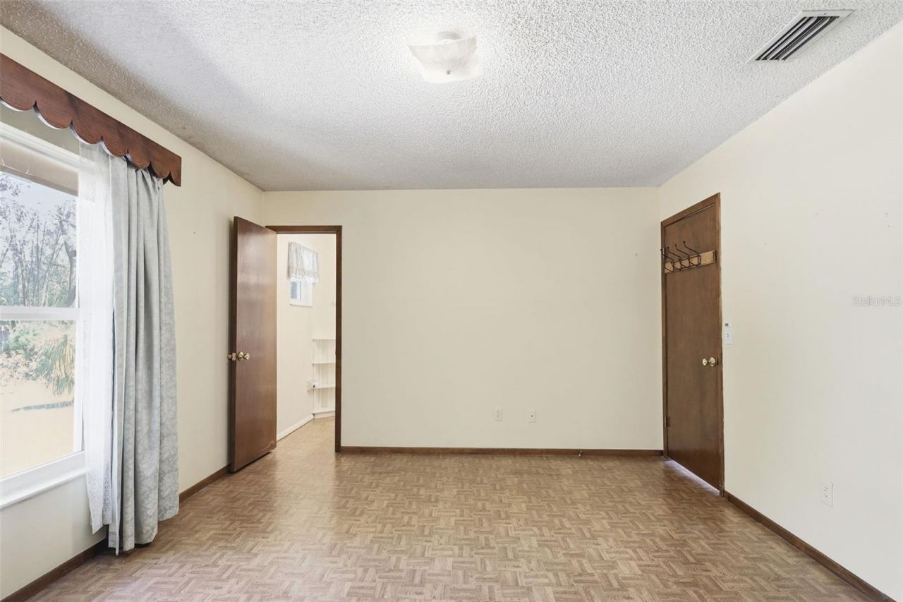 525 Sandy Pines Drive, Orange City, FL 32763 Photo