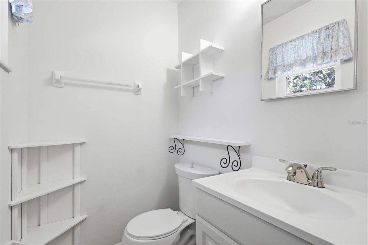 525 Sandy Pines Drive, Orange City, FL 32763 Photo