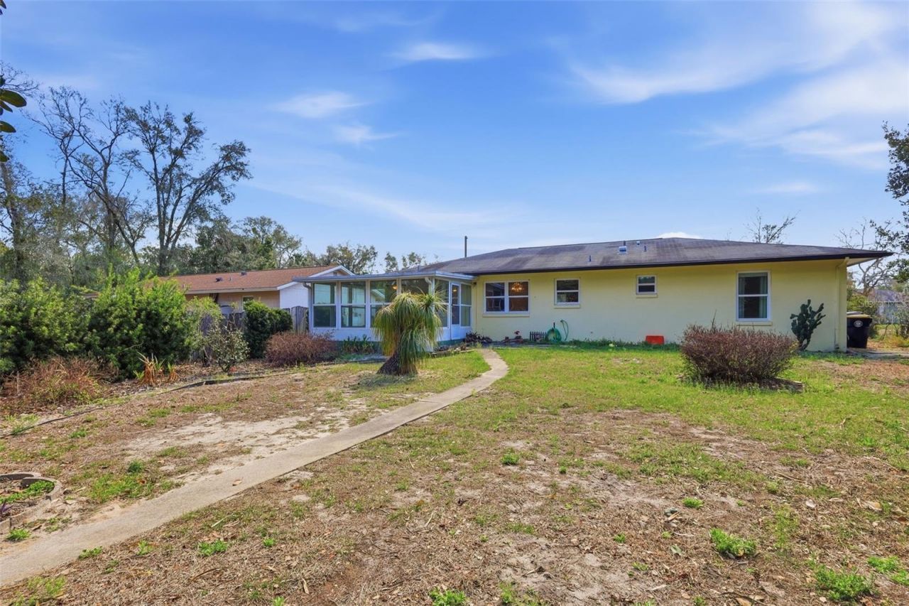 525 Sandy Pines Drive, Orange City, FL 32763 Photo