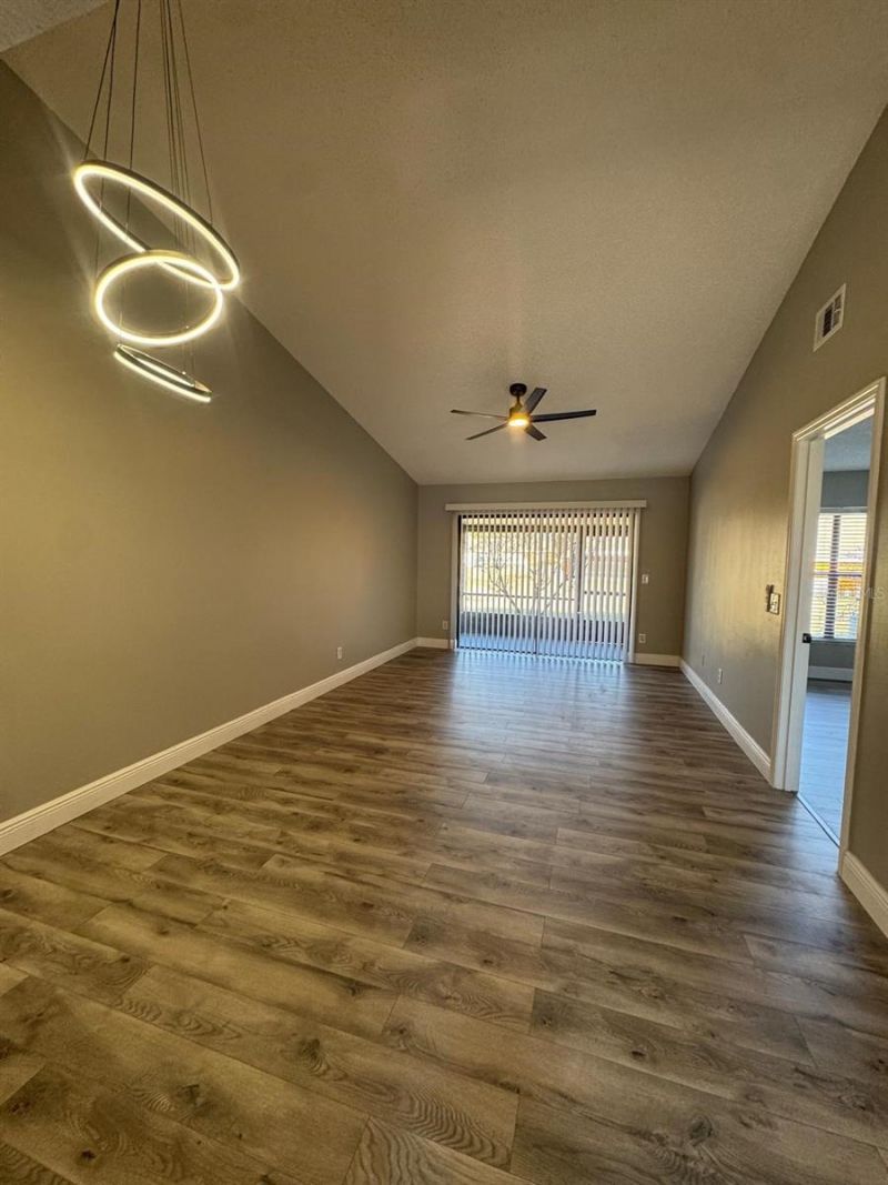 65 Silver Falls Circle, Kissimmee, FL 34743 Photo