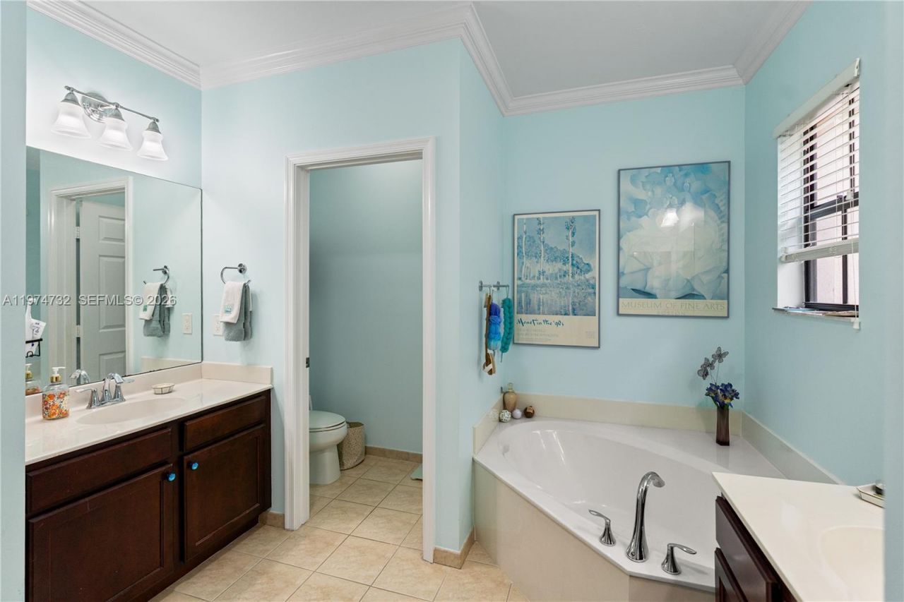 6073 Grand Cypress Cir W, Coconut Creek, FL 33073 Photo