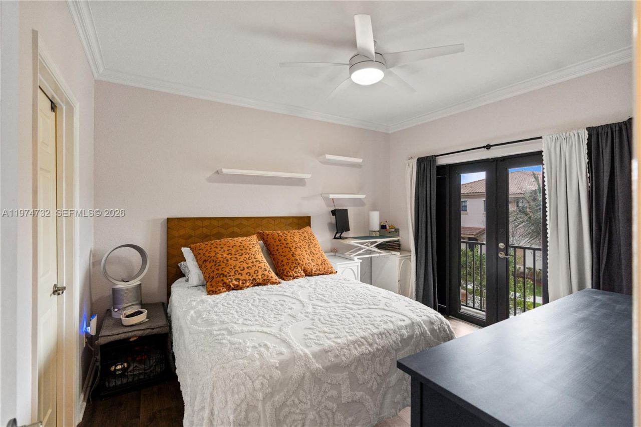 6073 Grand Cypress Cir W, Coconut Creek, FL 33073 Photo