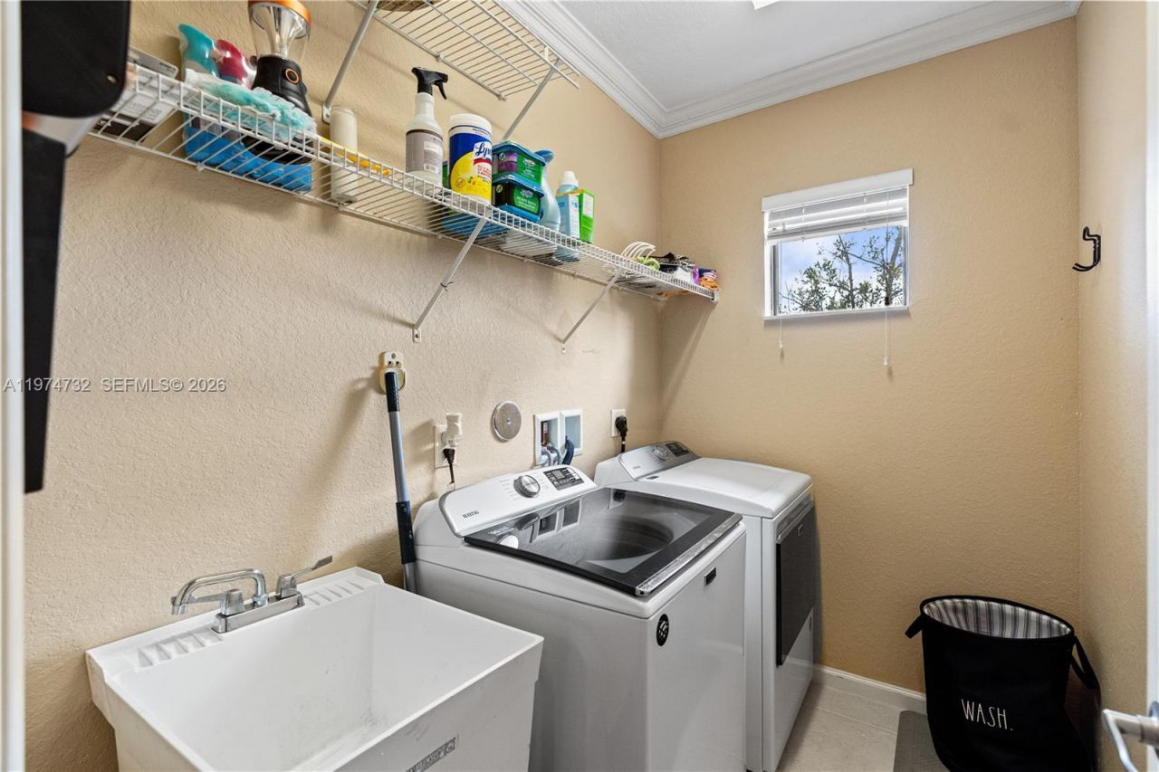 6073 Grand Cypress Cir W, Coconut Creek, FL 33073 Photo