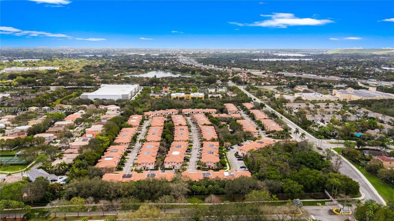 6073 Grand Cypress Cir W, Coconut Creek, FL 33073 Photo