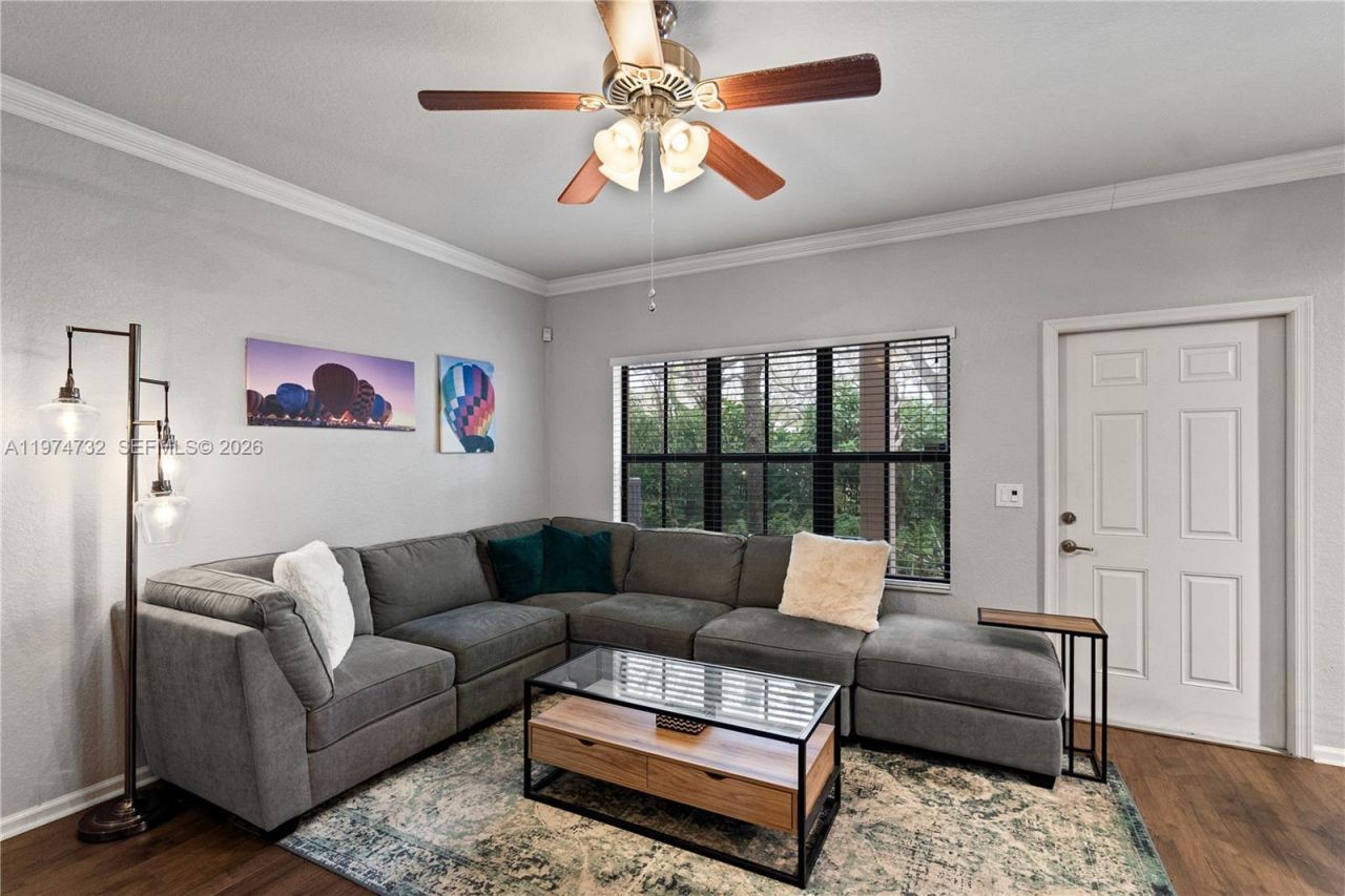 6073 Grand Cypress Cir W, Coconut Creek, FL 33073 Photo