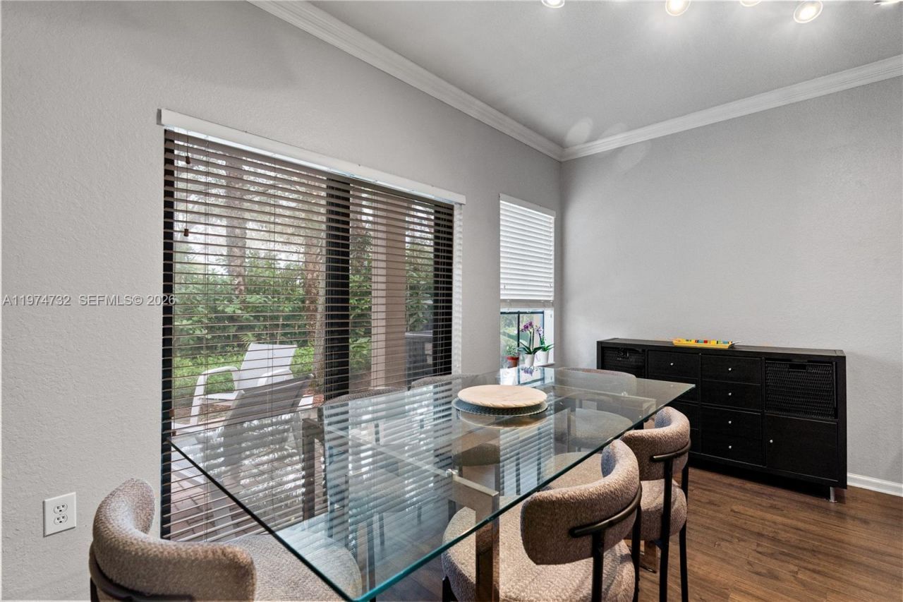 6073 Grand Cypress Cir W, Coconut Creek, FL 33073 Photo