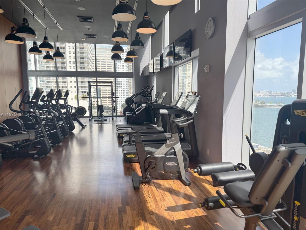 1300 Brickell Bay Dr, Unit 600, Miami, FL 33131 Photo