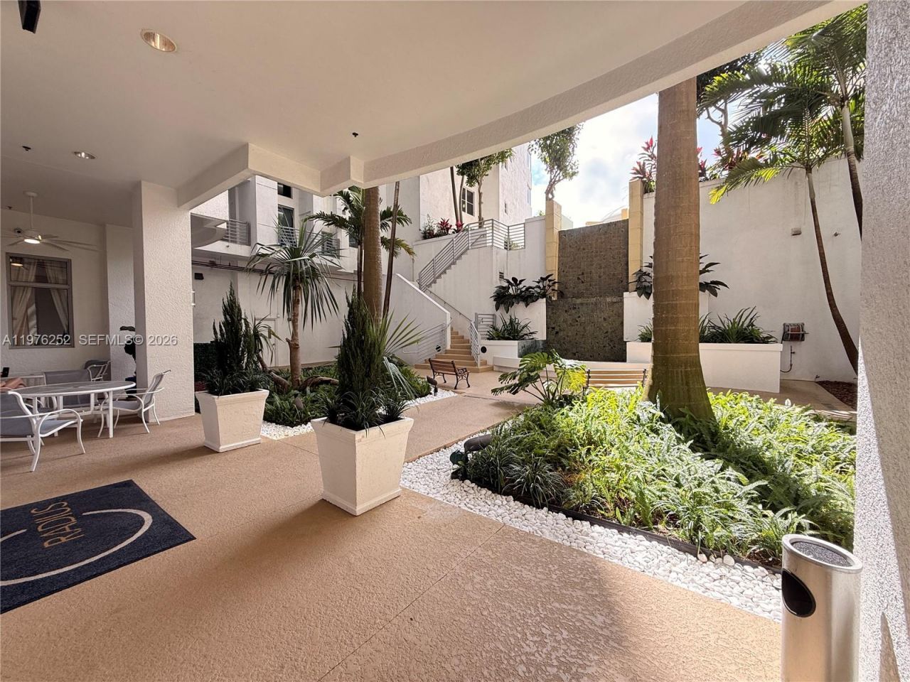 1830 Radius Dr , Unit 817, Hollywood, FL 33020 Photo