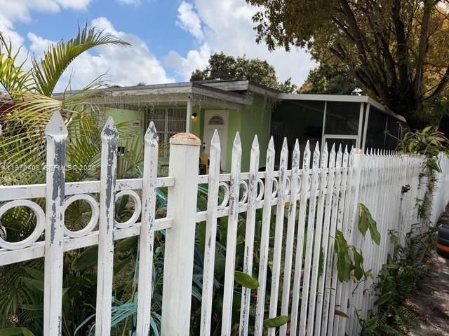 2994 NW 101st St, Miami, FL 33147 Photo