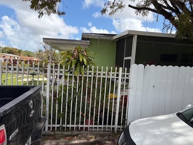 2994 NW 101st St, Miami, FL 33147 Photo