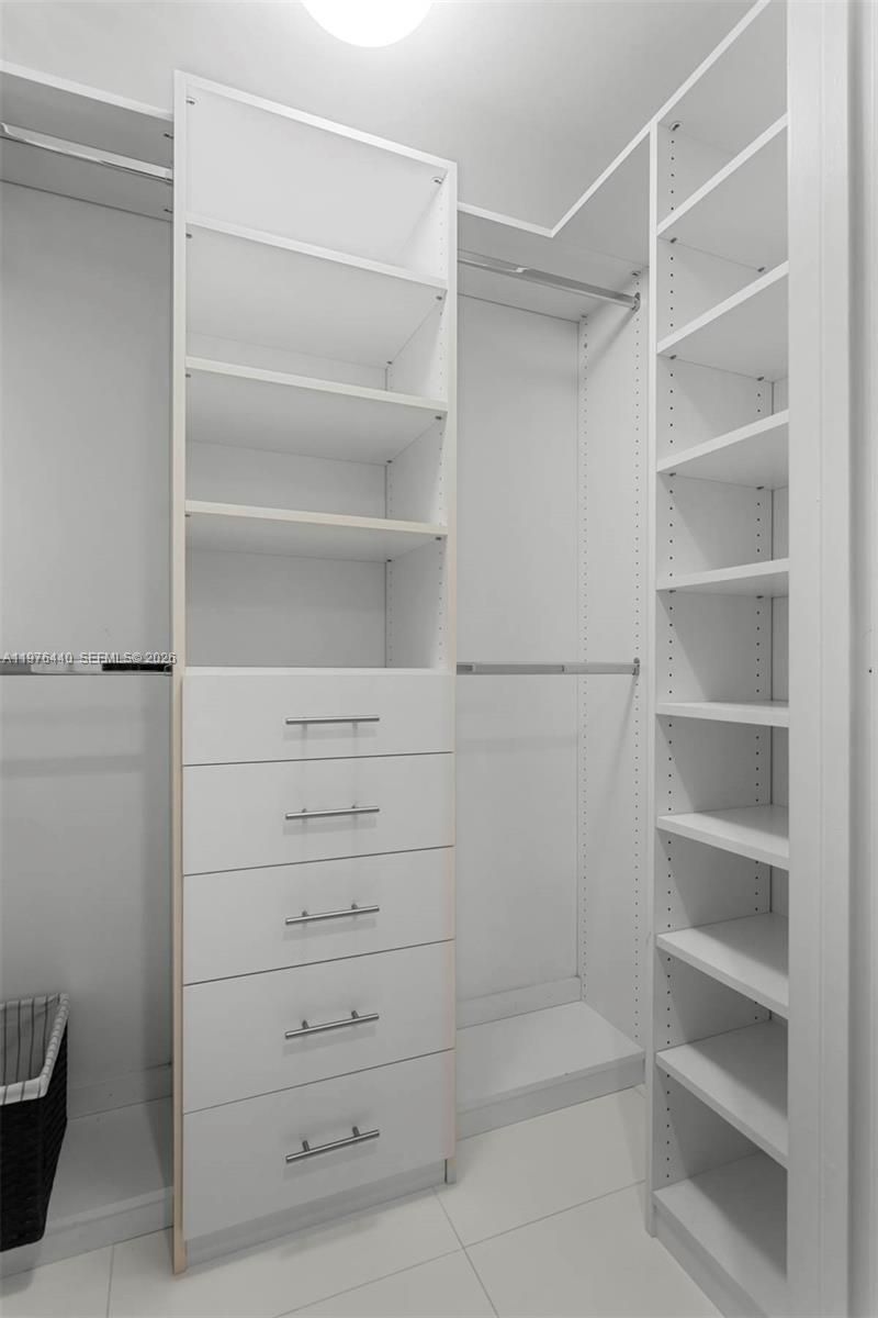 495 Brickell Ave , Unit 805, Miami, FL 33131 Photo