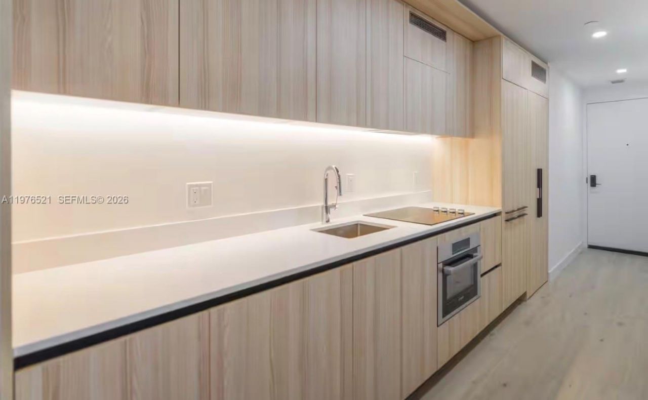 225 N Miami Ave, Unit 1103, Miami, FL 33128 Photo