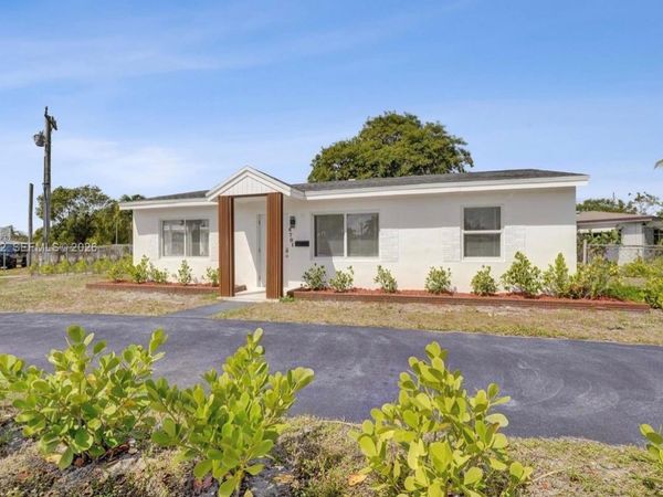 4701 N Andrews Ave, Oakland Park, FL 33309
