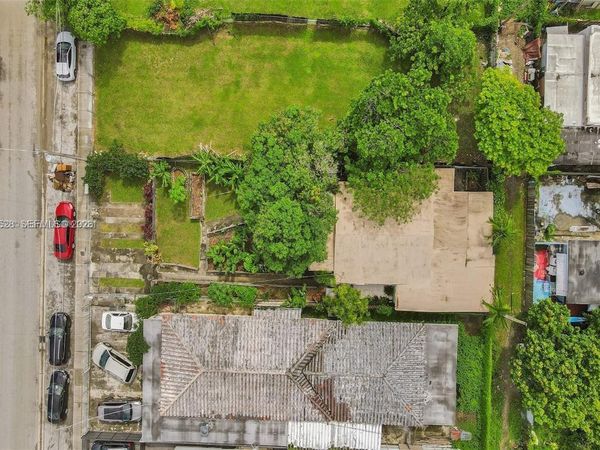 2644 NW 22nd Ct , Miami, FL 33142