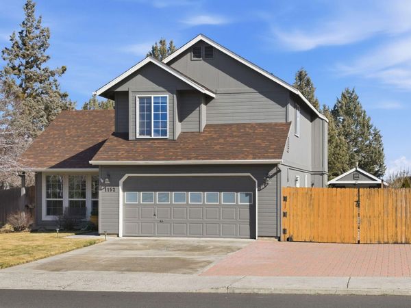 1152 NE Locksley Drive, Bend, OR 97701