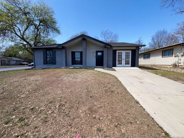 7913 Dry Canyon, Live Oak, TX 78233