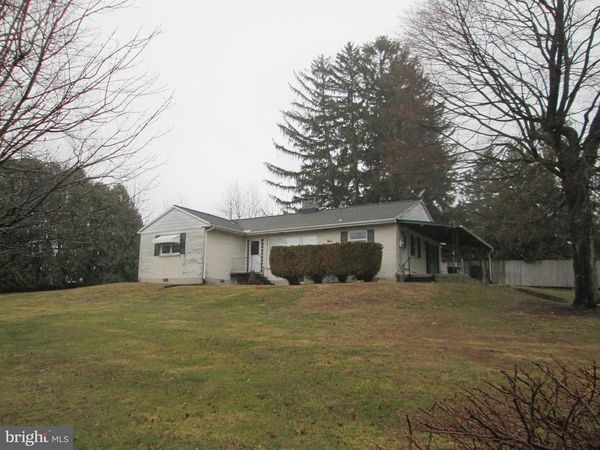 315 YORK ROAD, CARLISLE, PA 17013