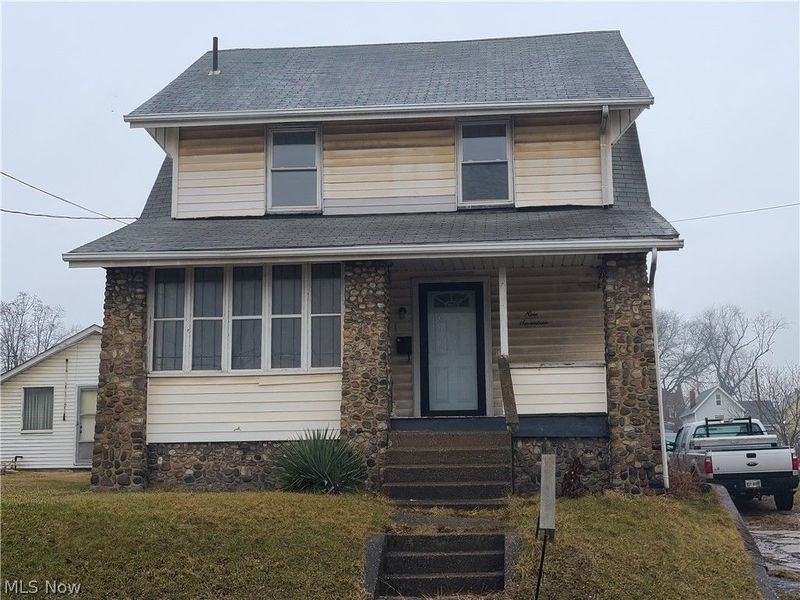 917 Camden Avenue SW, Canton, OH 44706 Photo 1