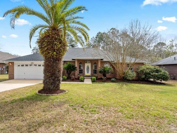 1683 Condor Dr, Pensacola, FL 32533