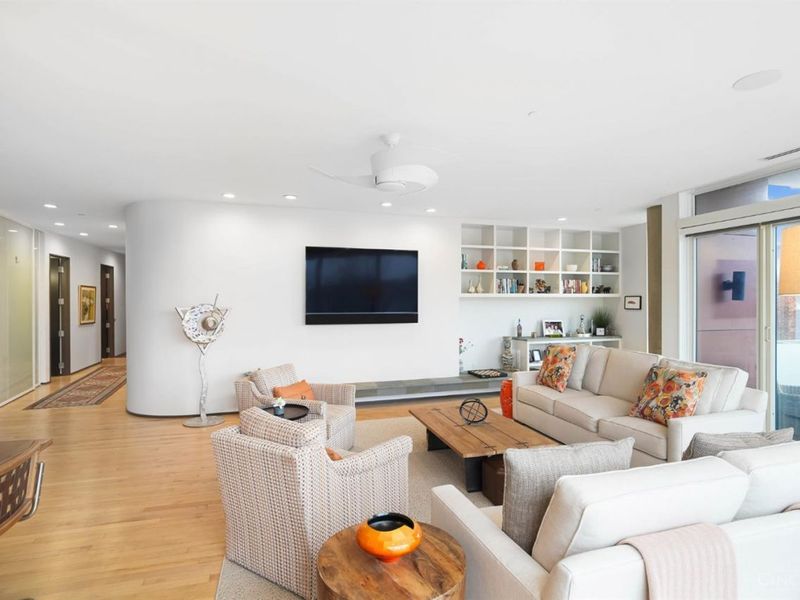 2801 Erie Avenue, Unit 202, Cincinnati, OH 45208 Photo 13