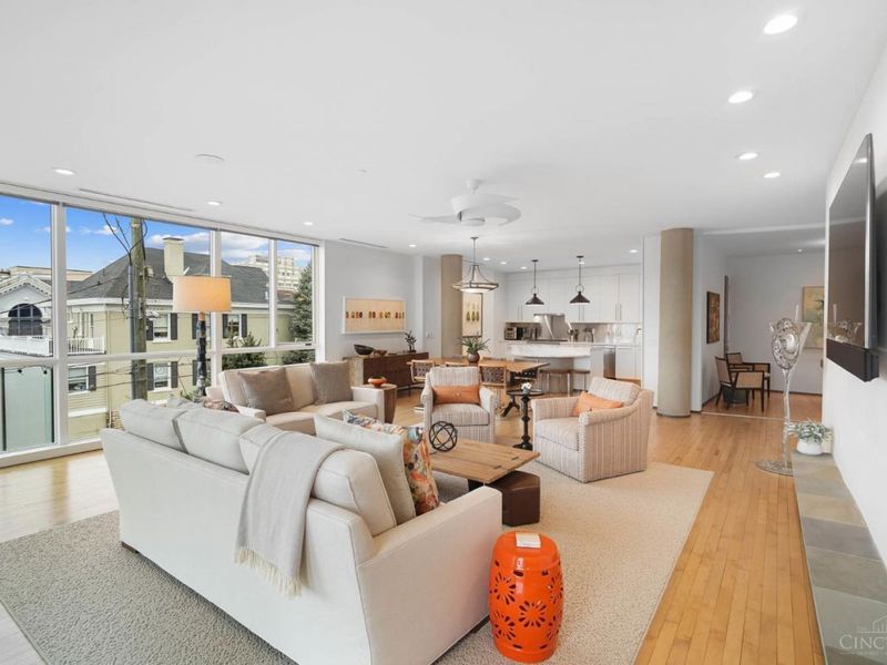 2801 Erie Avenue, Unit 202, Cincinnati, OH 45208 Photo 14