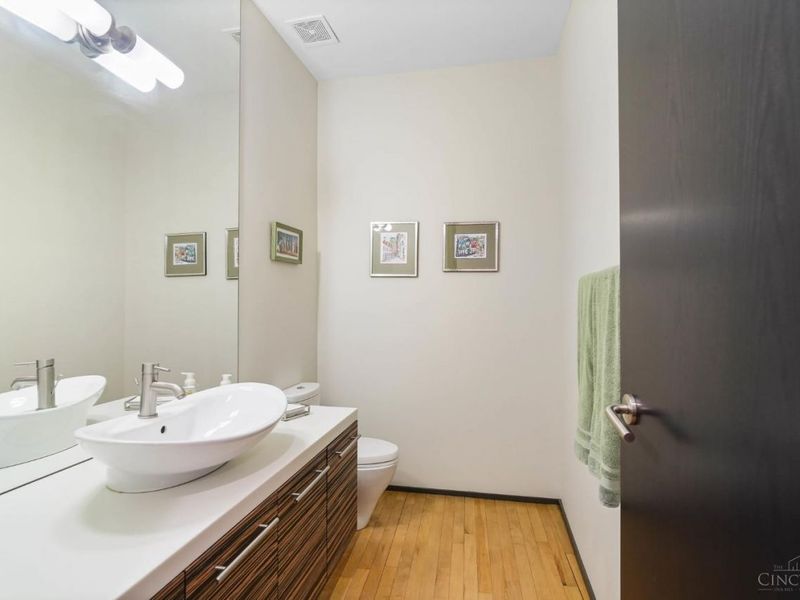 2801 Erie Avenue, Unit 202, Cincinnati, OH 45208 Photo 29