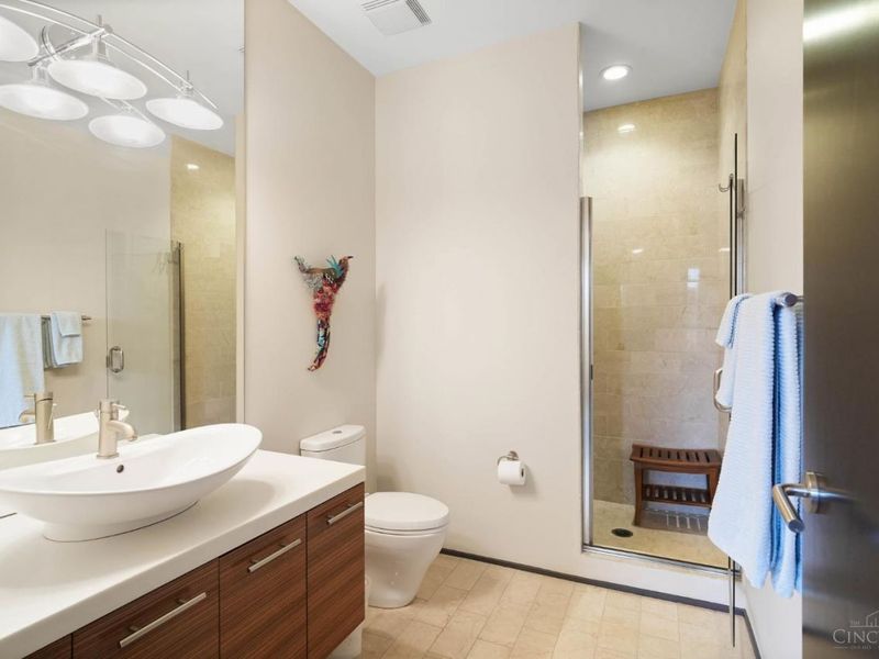 2801 Erie Avenue, Unit 202, Cincinnati, OH 45208 Photo 43