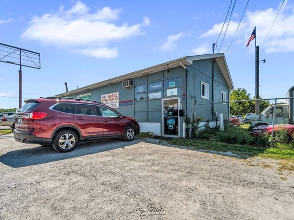 300 Railroad Avenue, Wheeler, IN 46393