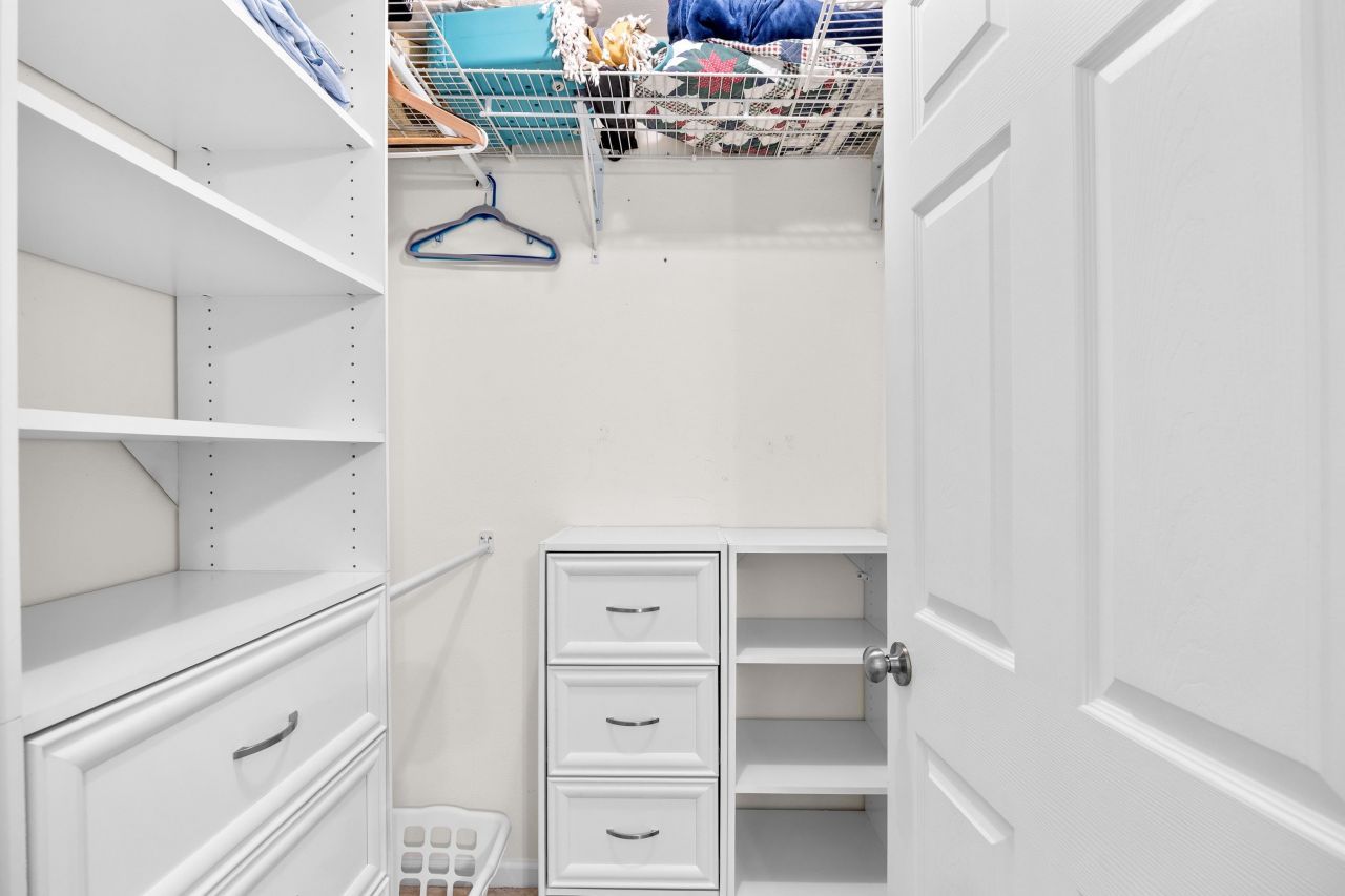 1135 Blue Stem Dr. Photo 20