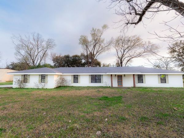 319 Ford, Reeves, LA 70658