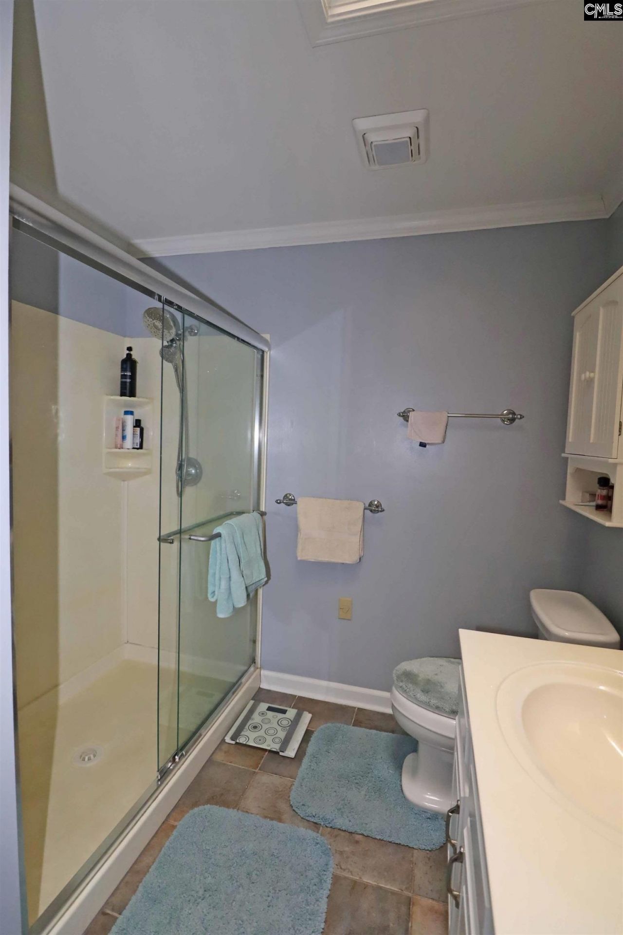 605 Ashwood Circle  Photo 18