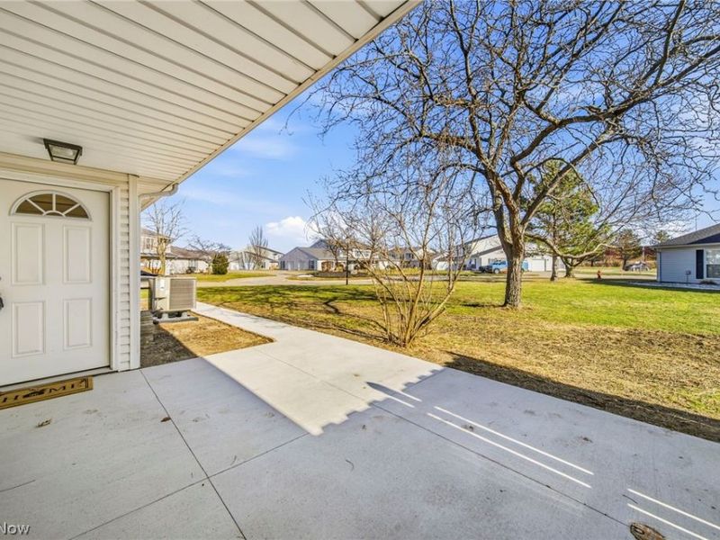 7981 Carriage Circle, Unit B, Mentor, OH 44060 Photo 3