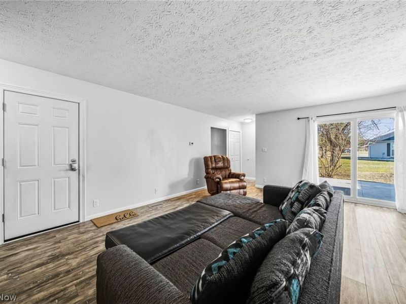 7981 Carriage Circle, Unit B, Mentor, OH 44060 Photo 7