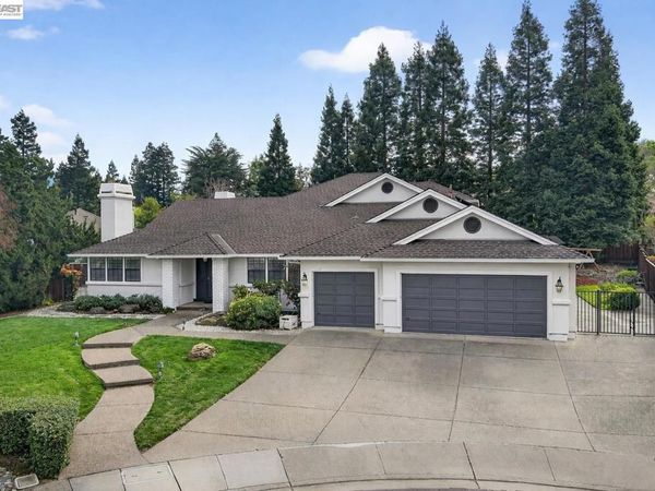 2737 2737 Harland Ct, Walnut Creek, CA 94598