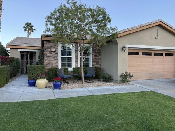 61054 Fire Barrel Drive, La Quinta, CA 92253