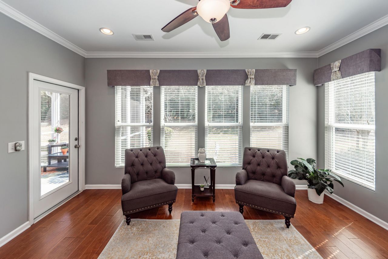 245 Waterfront Park Drive Photo 14