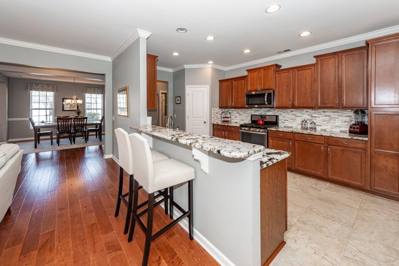 245 Waterfront Park Drive Photo 18